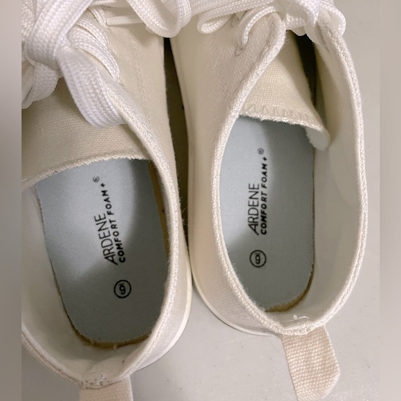 Shoe Bundle - 2 Pairs included Navy Blue (NWT) and White (Used Once) - Picture 6 of 14